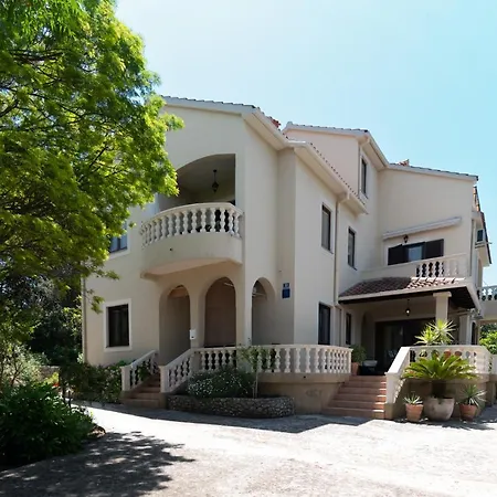 Apartmán Rozelyn *