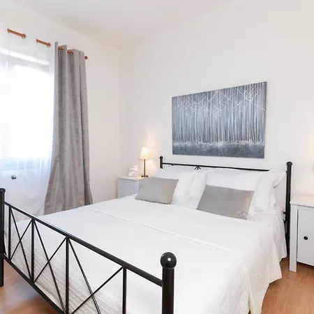 Rozelyn Apartmán Ugljan