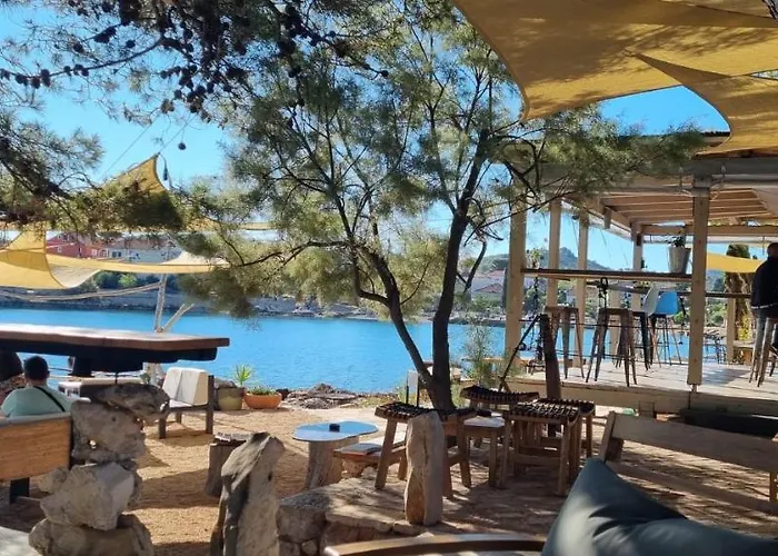 Apartman Rozelyn Ugljan