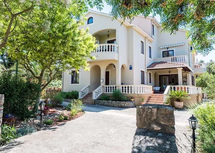 Apartman Rozelyn Ugljan