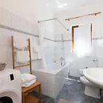 Rozelyn Apartman Ugljan